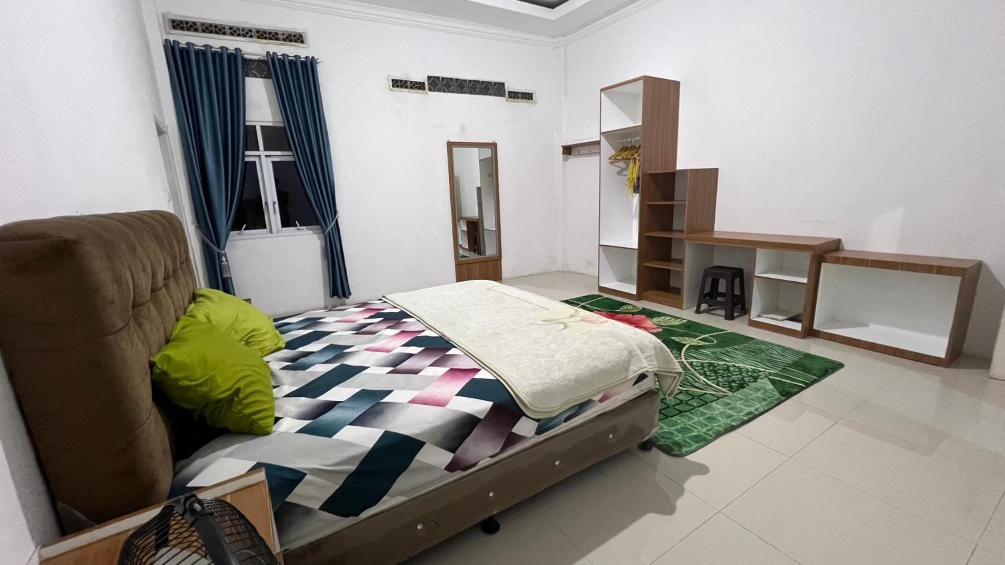 Rumah 25 Syariah Bukittinggi Værelse billede